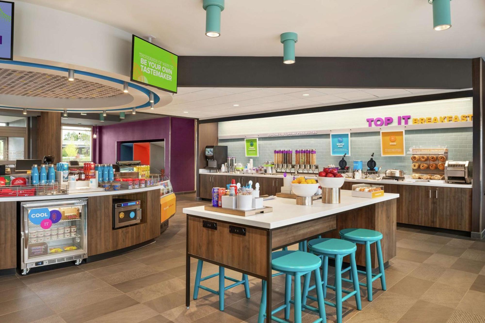Tru By Hilton Milwaukee Brookfield Hotel Уакиша Екстериор снимка